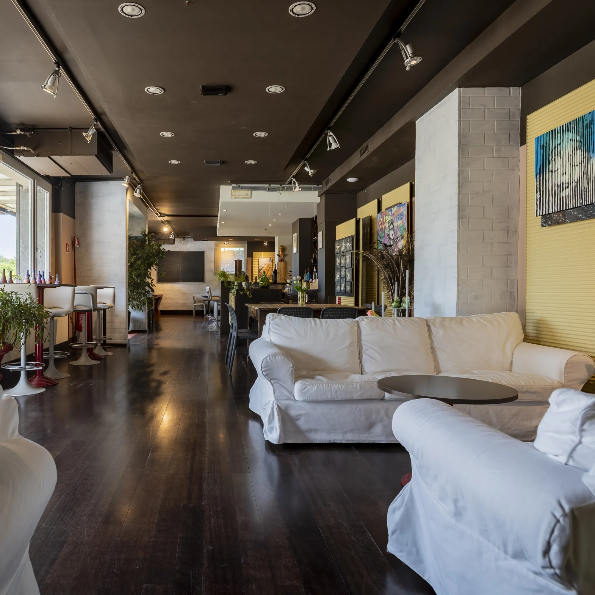 Hotel-San-Francesco-Borgo-Manero-interni-1-quadrato